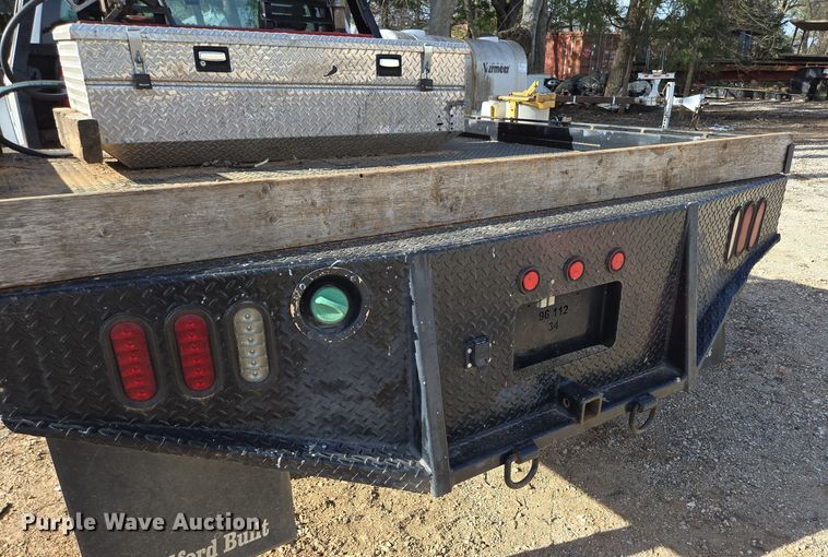 image for item DW3267 2017 Ford F450 Super Duty XL flatbed truck