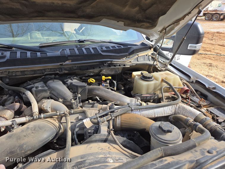 image for item DW3267 2017 Ford F450 Super Duty XL flatbed truck