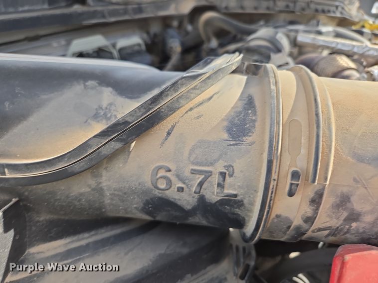 image for item DW3267 2017 Ford F450 Super Duty XL flatbed truck