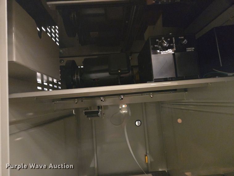 image for item DW8546 Uline H-959 poly strapping machine