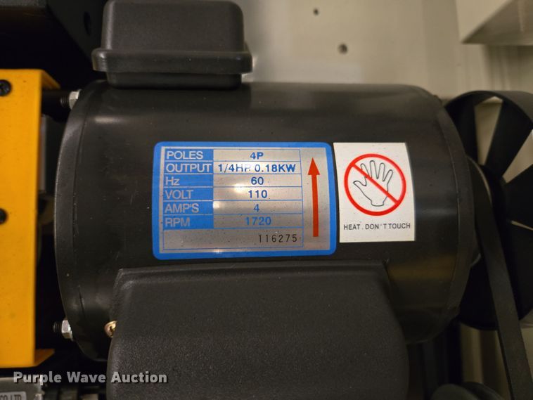 image for item DW8546 Uline H-959 poly strapping machine