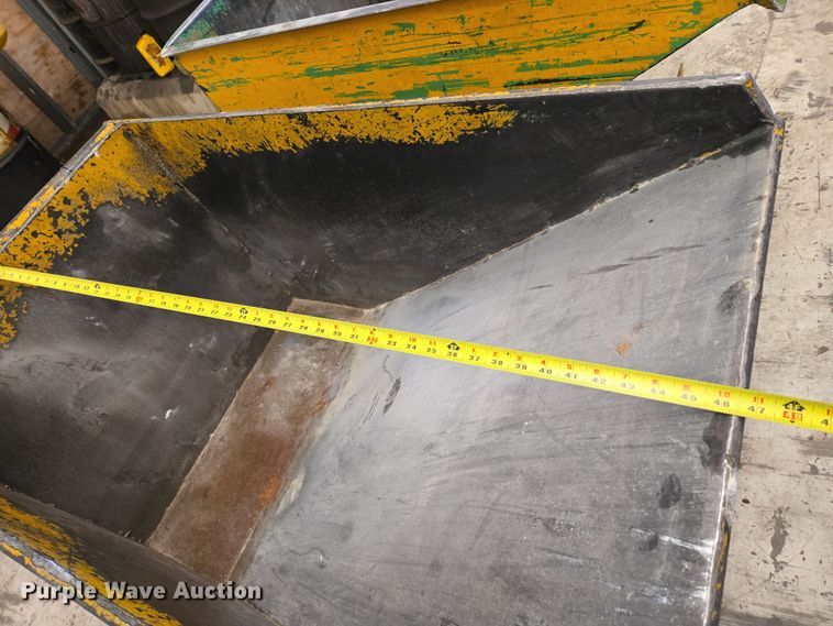 image for item DW8548 (2) rolling dumpsters