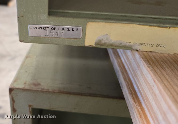 image for item DW8549 Office supplies