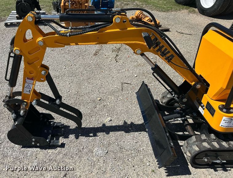 image for item DW8619 2023 Miva VA12 mini excavator