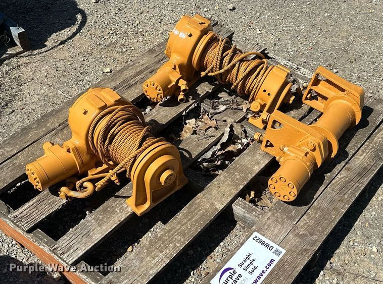image for item DW8622 (3) hydraulic winches