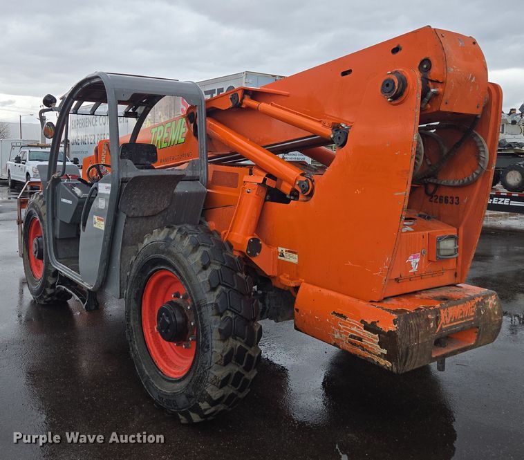 image for item DY6995 2019 Xtreme XR842 telehandler