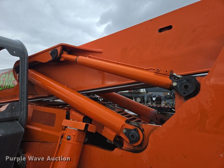 image for item DY6995 2019 Xtreme XR842 telehandler