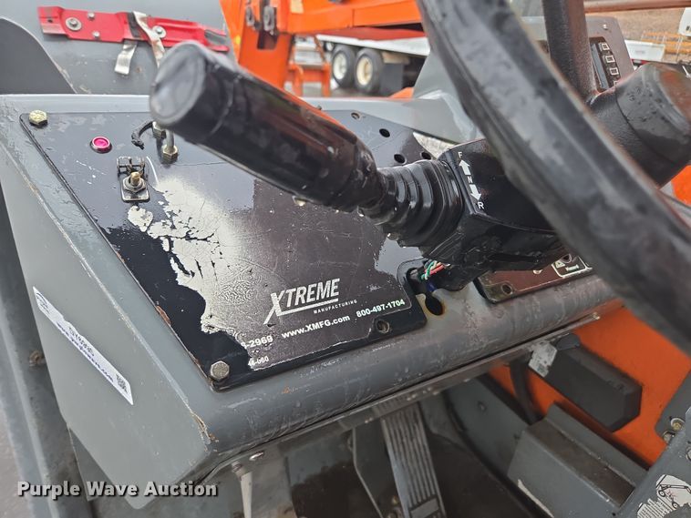 image for item DY6995 2019 Xtreme XR842 telehandler