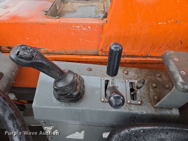 image for item DY6995 2019 Xtreme XR842 telehandler