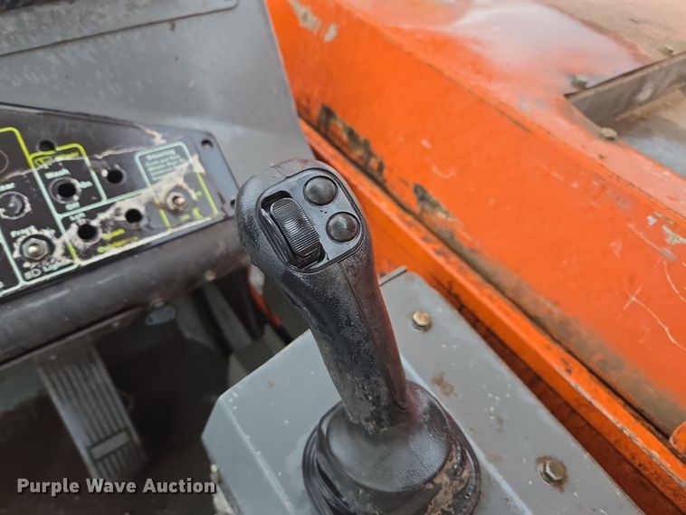 image for item DY6995 2019 Xtreme XR842 telehandler