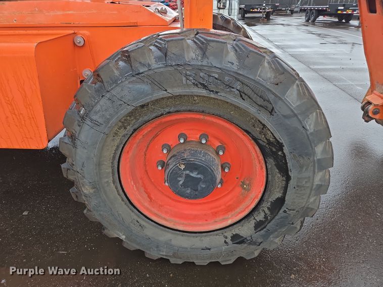 image for item DY6995 2019 Xtreme XR842 telehandler