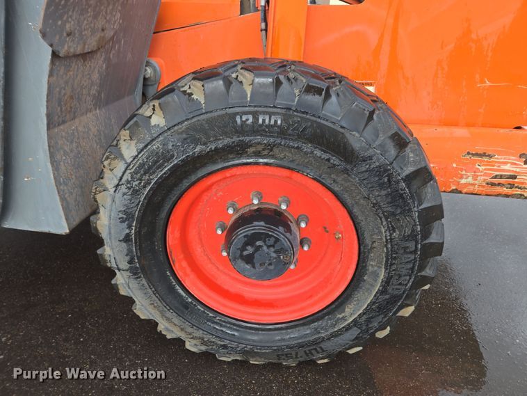 image for item DY6995 2019 Xtreme XR842 telehandler