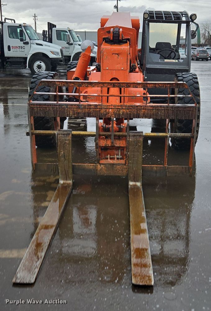 image for item DY6996 2019 Xtreme XR842 telehandler