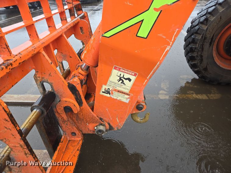 image for item DY6996 2019 Xtreme XR842 telehandler