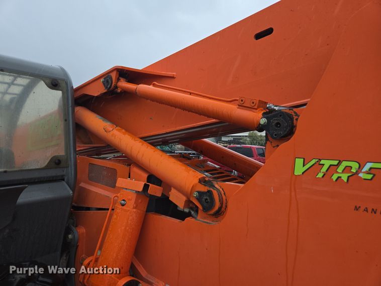 image for item DY6996 2019 Xtreme XR842 telehandler