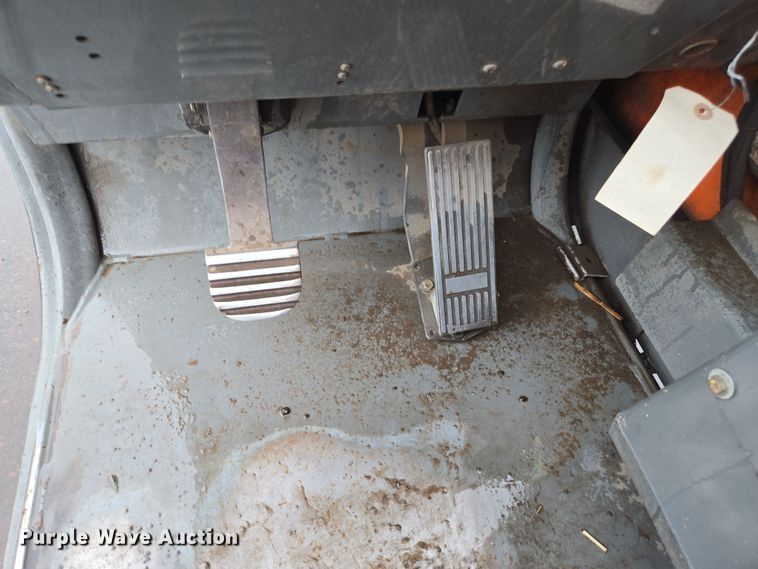 image for item DY6996 2019 Xtreme XR842 telehandler