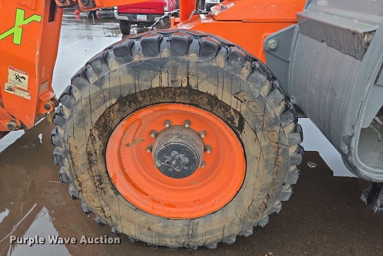 image for item DY6996 2019 Xtreme XR842 telehandler