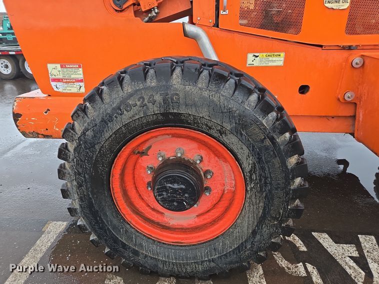 image for item DY6996 2019 Xtreme XR842 telehandler