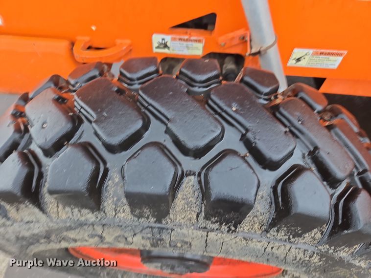 image for item DY6996 2019 Xtreme XR842 telehandler