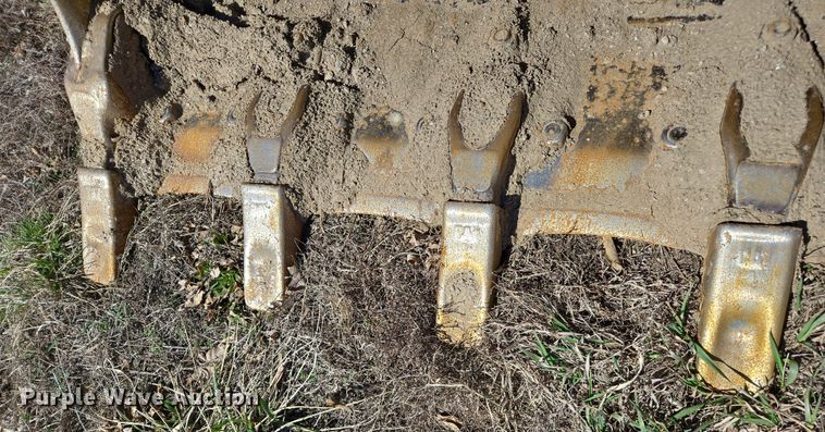 image for item DZ3986 2000 Caterpillar 953C track loader