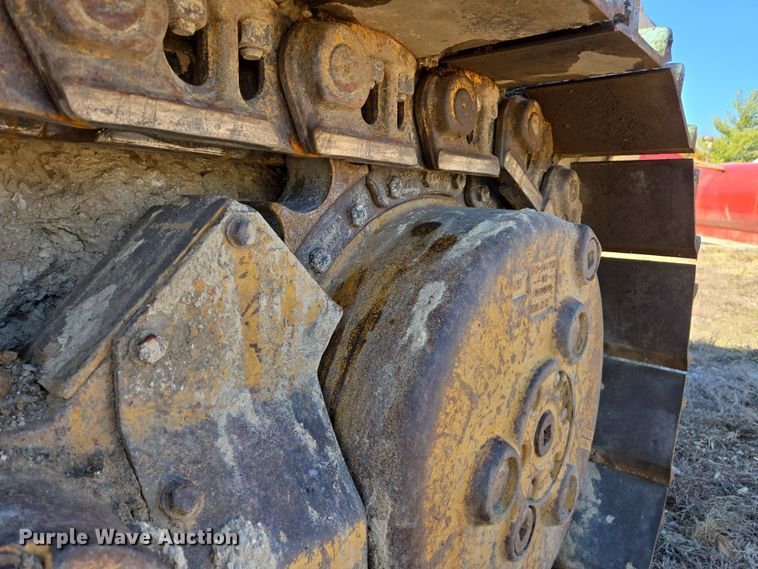 image for item DZ3986 2000 Caterpillar 953C track loader