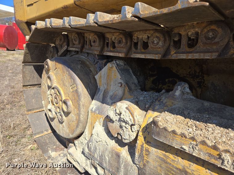 image for item DZ3986 2000 Caterpillar 953C track loader