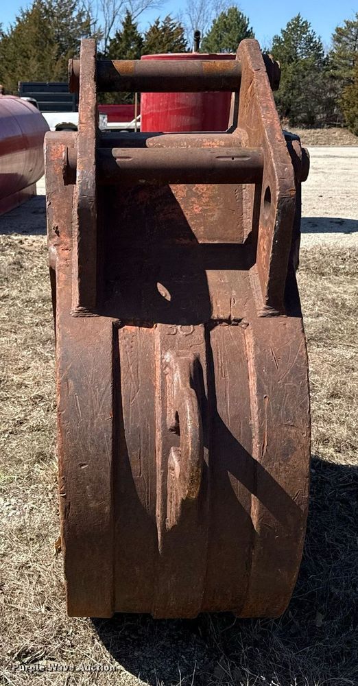 image for item DZ3988 ESCO 30