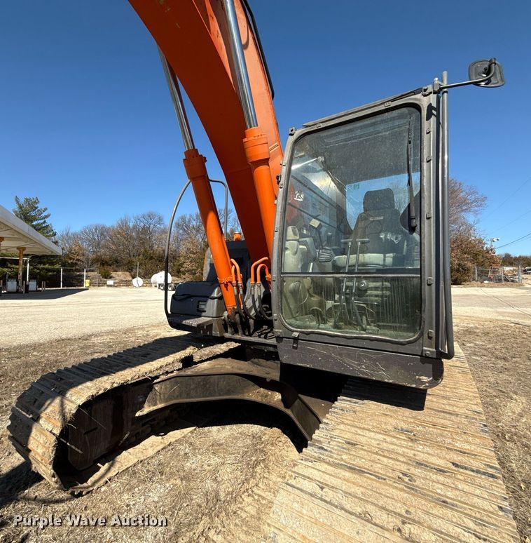 image for item DZ3991 2008 Hitachi ZX200LC-3 excavator