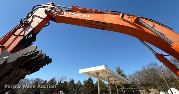 image for item DZ3991 2008 Hitachi ZX200LC-3 excavator