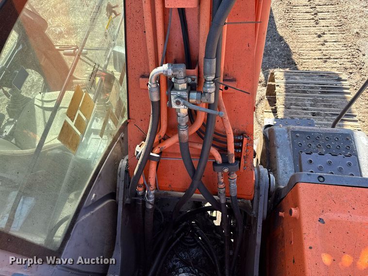 image for item DZ3991 2008 Hitachi ZX200LC-3 excavator