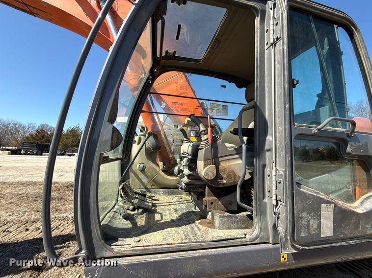 image for item DZ3991 2008 Hitachi ZX200LC-3 excavator