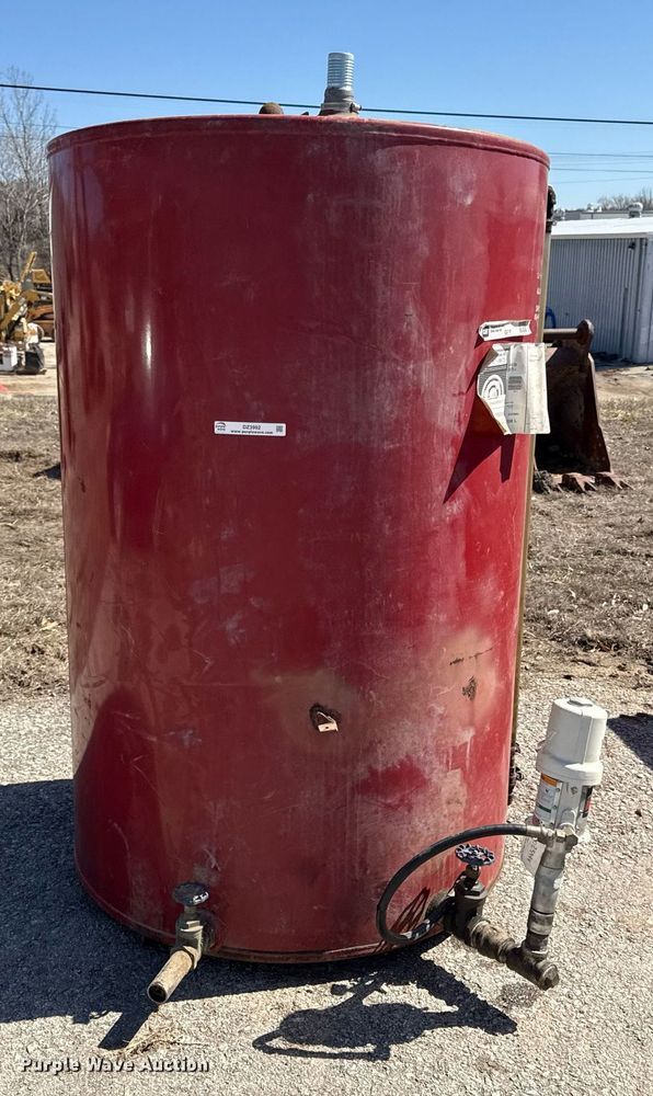 image for item DZ3992 Oil tank