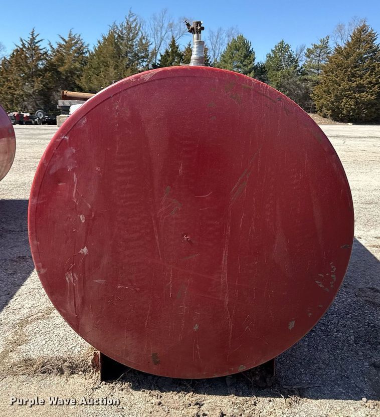 image for item DZ3993 Oil tank