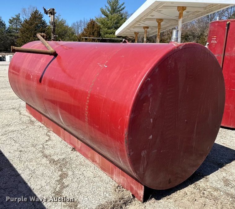 image for item DZ3993 Oil tank