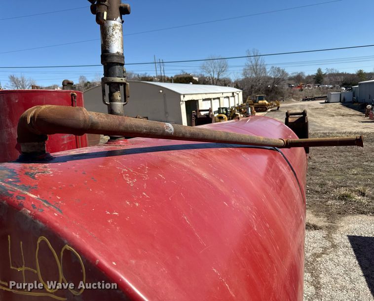 image for item DZ3993 Oil tank