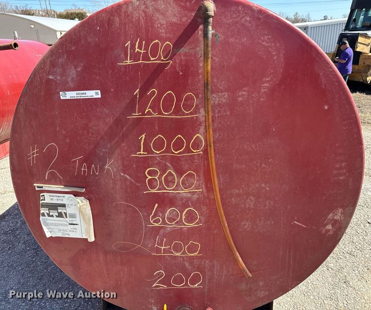 image for item DZ3994 Oil tank