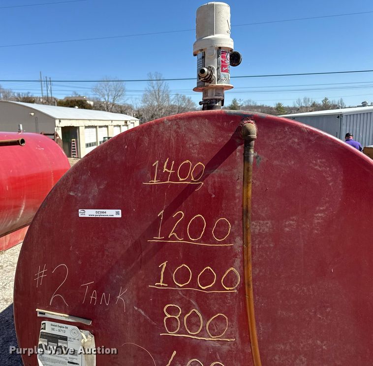 image for item DZ3994 Oil tank