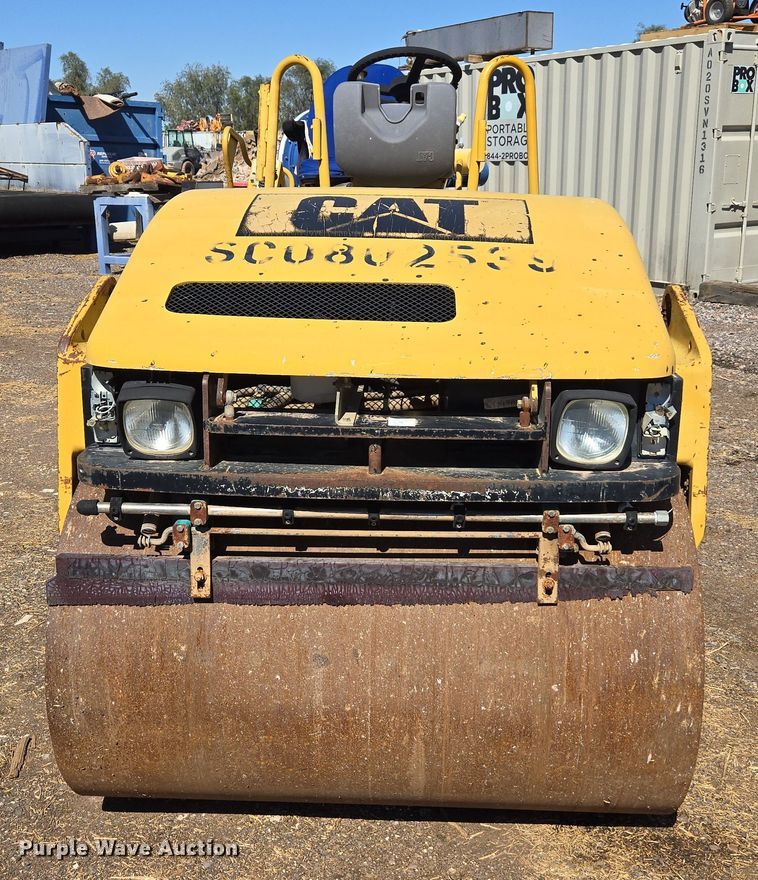 image for item EC0872 2004 Caterpillar CB-334E double drum vibratory roller