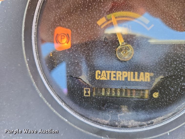 image for item EC0872 2004 Caterpillar CB-334E double drum vibratory roller