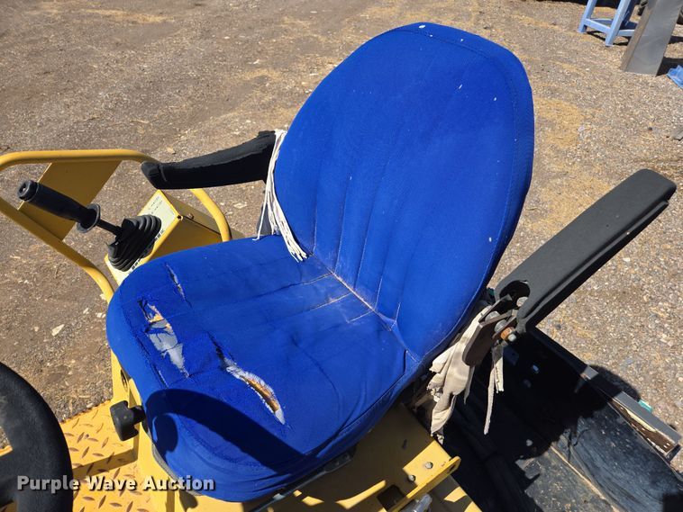 image for item EC0872 2004 Caterpillar CB-334E double drum vibratory roller