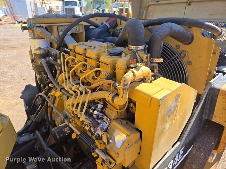 image for item EC0872 2004 Caterpillar CB-334E double drum vibratory roller