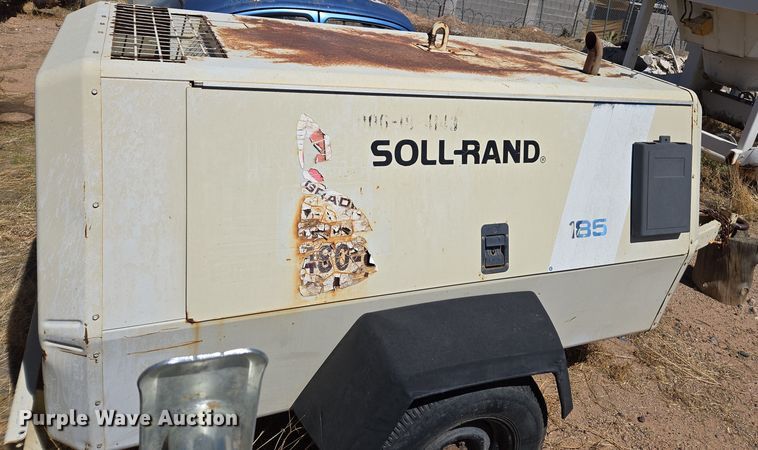 image for item EC0875 1994 Ingersoll-Rand P185DWJD air compressor