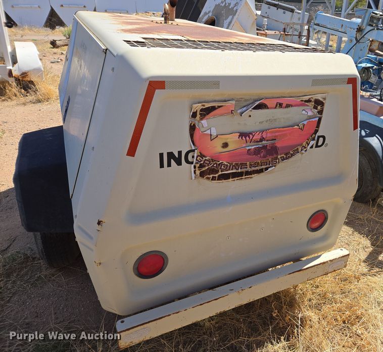 image for item EC0875 1994 Ingersoll-Rand P185DWJD air compressor