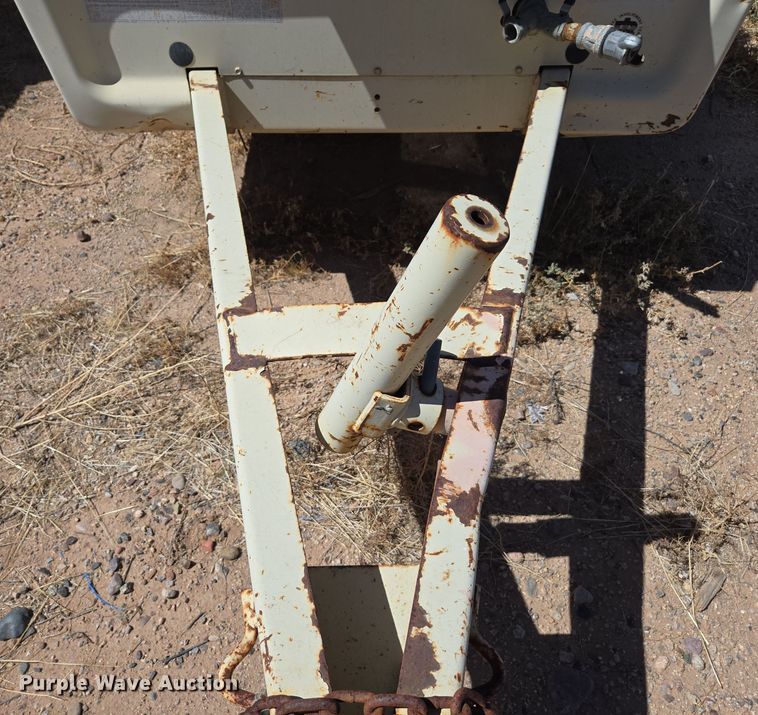 image for item EC0875 1994 Ingersoll-Rand P185DWJD air compressor