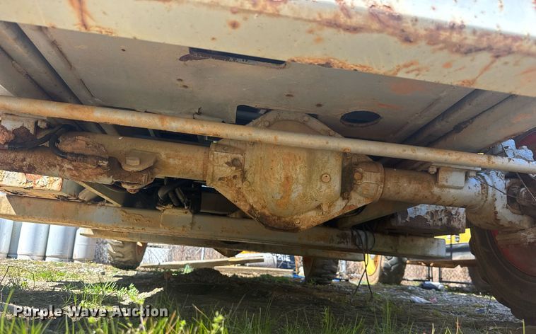 image for item EC3502 2000 Skyjack SJ9250 scissor lift