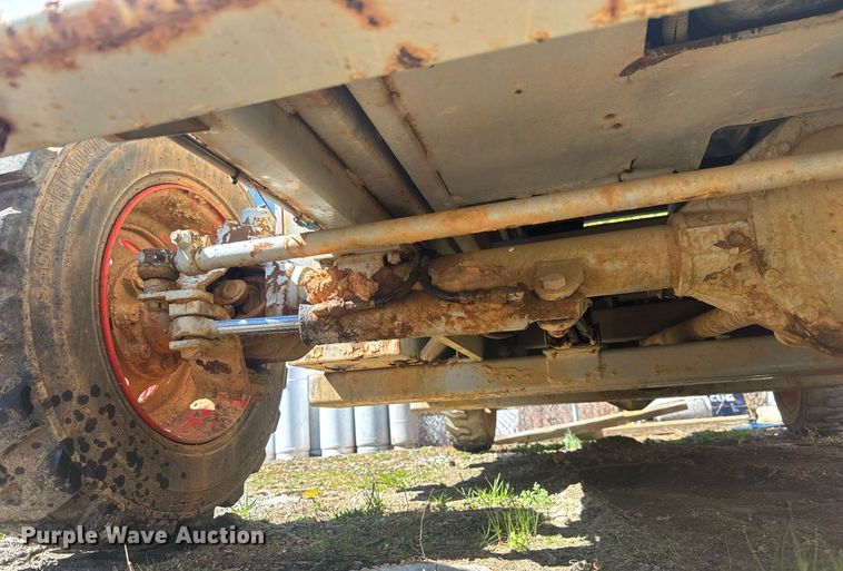 image for item EC3502 2000 Skyjack SJ9250 scissor lift