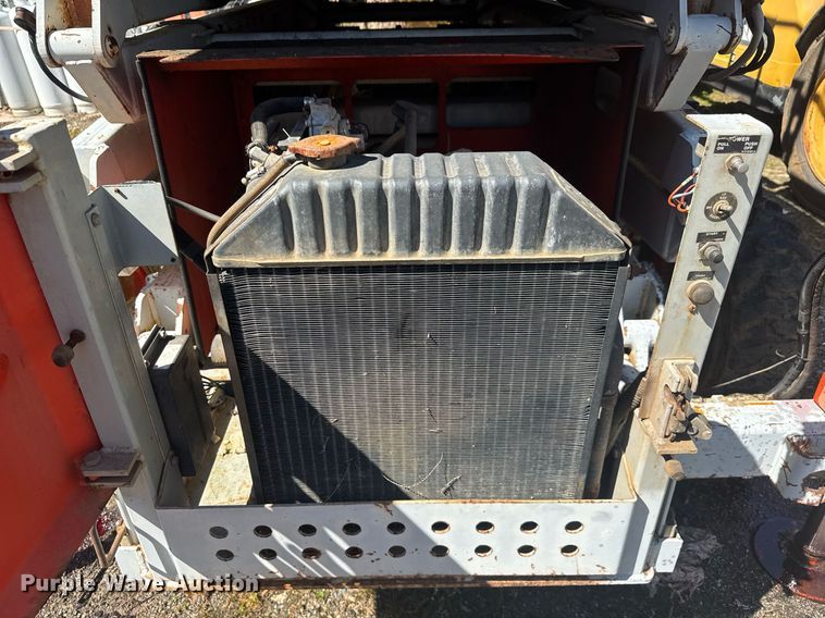 image for item EC3502 2000 Skyjack SJ9250 scissor lift