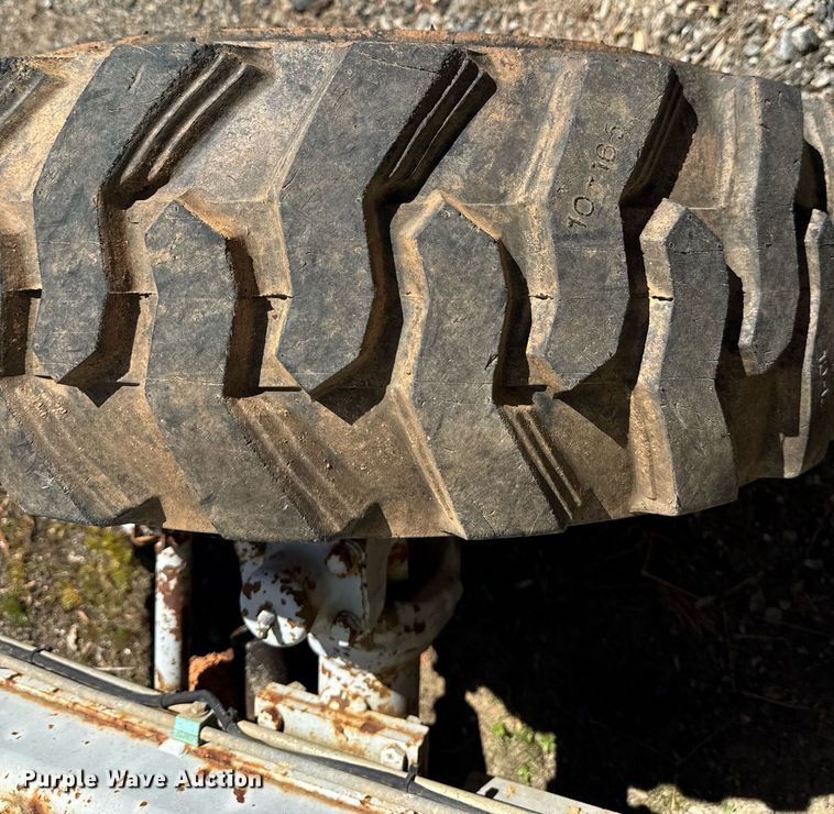 image for item EC3502 2000 Skyjack SJ9250 scissor lift