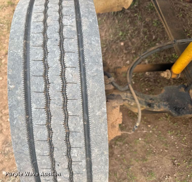 image for item EC3504 2002 Sterling Acterra utility / service truck