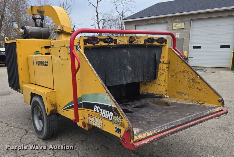 image for item EC4027 2011 Vermeer BC1800XL wood chipper